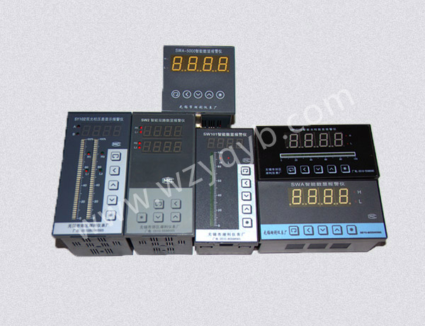 智能(néng)單雙路光柱數顯(xiǎn)報警儀